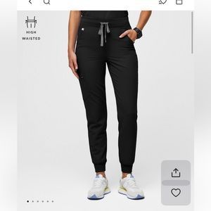 FIGS Women’s Black Zamora High Waisted 2.0 Jogger Scrub Pants